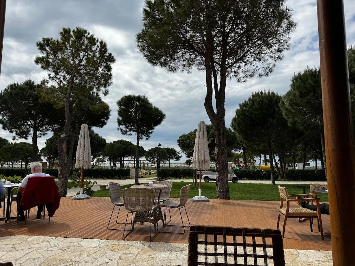 Next To Melia Premium Sanpietro Apartment Draci