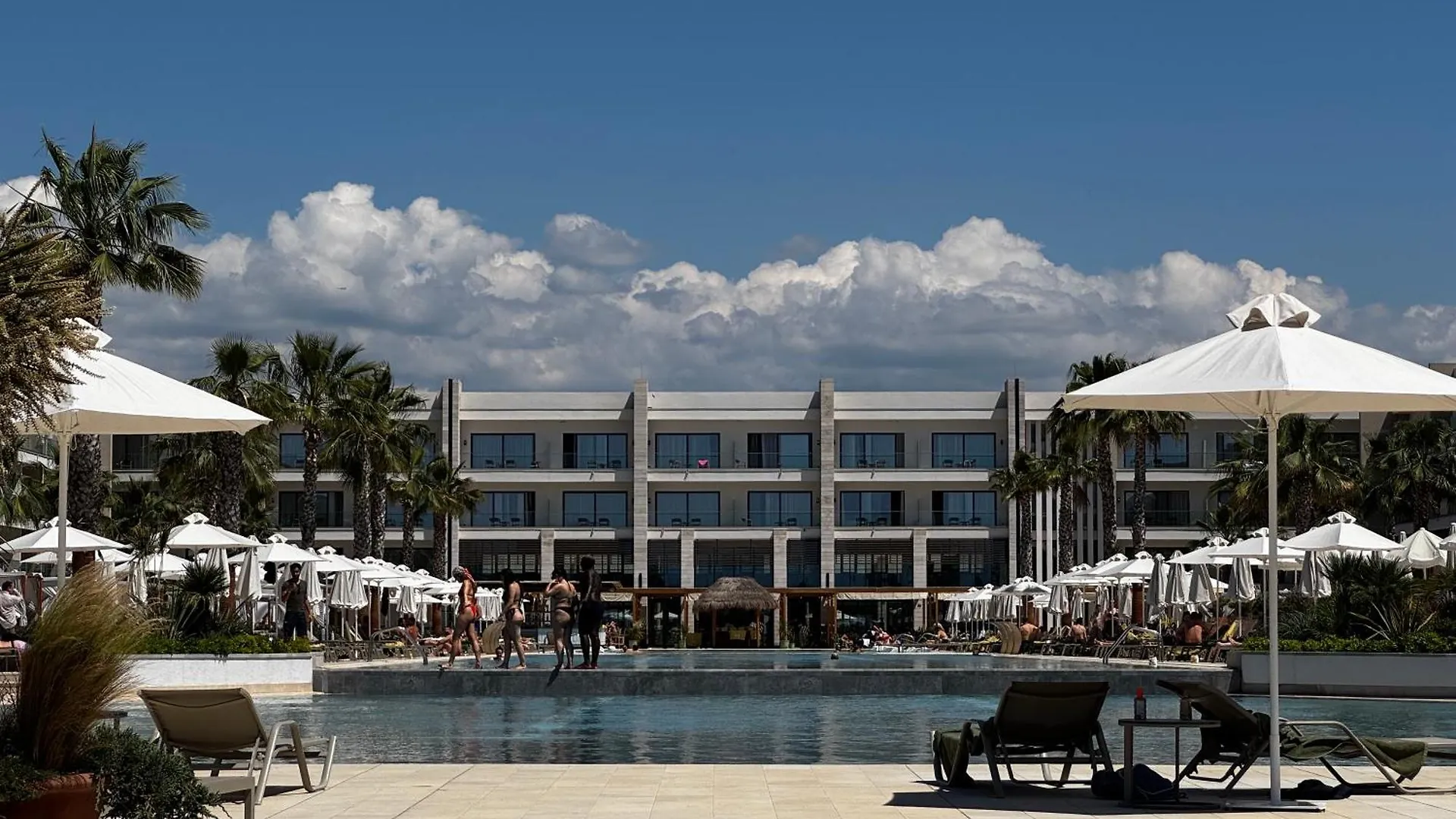 드라치 Next To Melia Premium Sanpietro 아파트